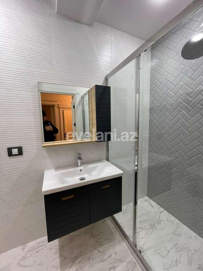 Satılır, yeni tikili, 2 otaqlı, 61 m², Bakı, Nizami r, 8-ci kilometr q, Xalqlar Dostluğu m.