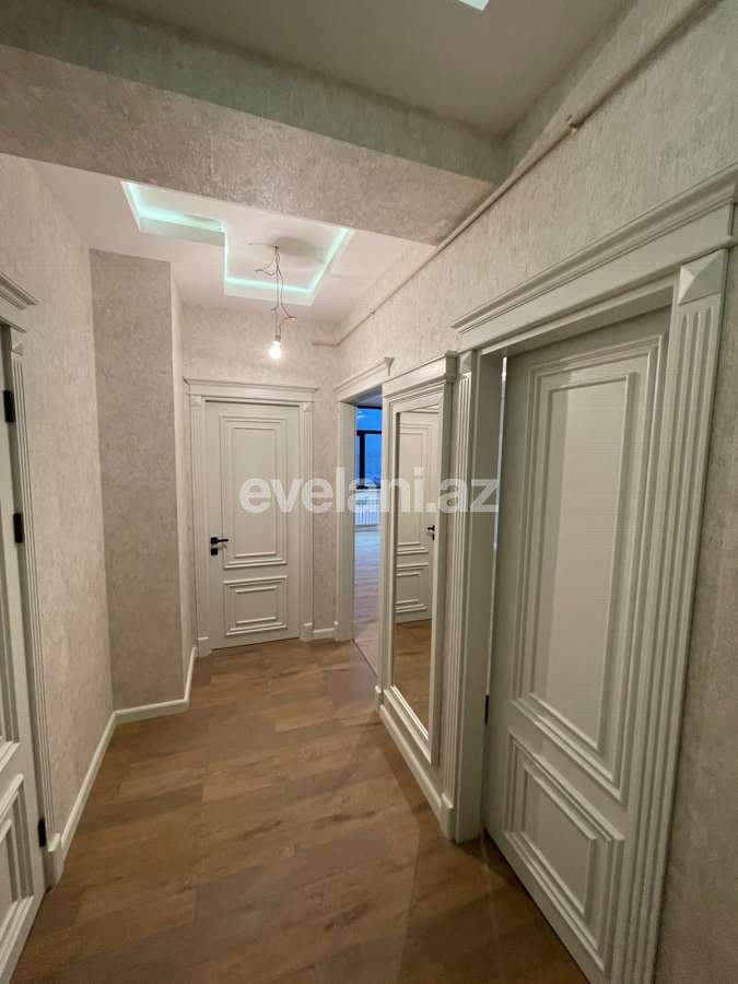 Satılır, yeni tikili, 2 otaqlı, 61 m², Bakı, Nizami r, 8-ci kilometr q, Xalqlar Dostluğu m.