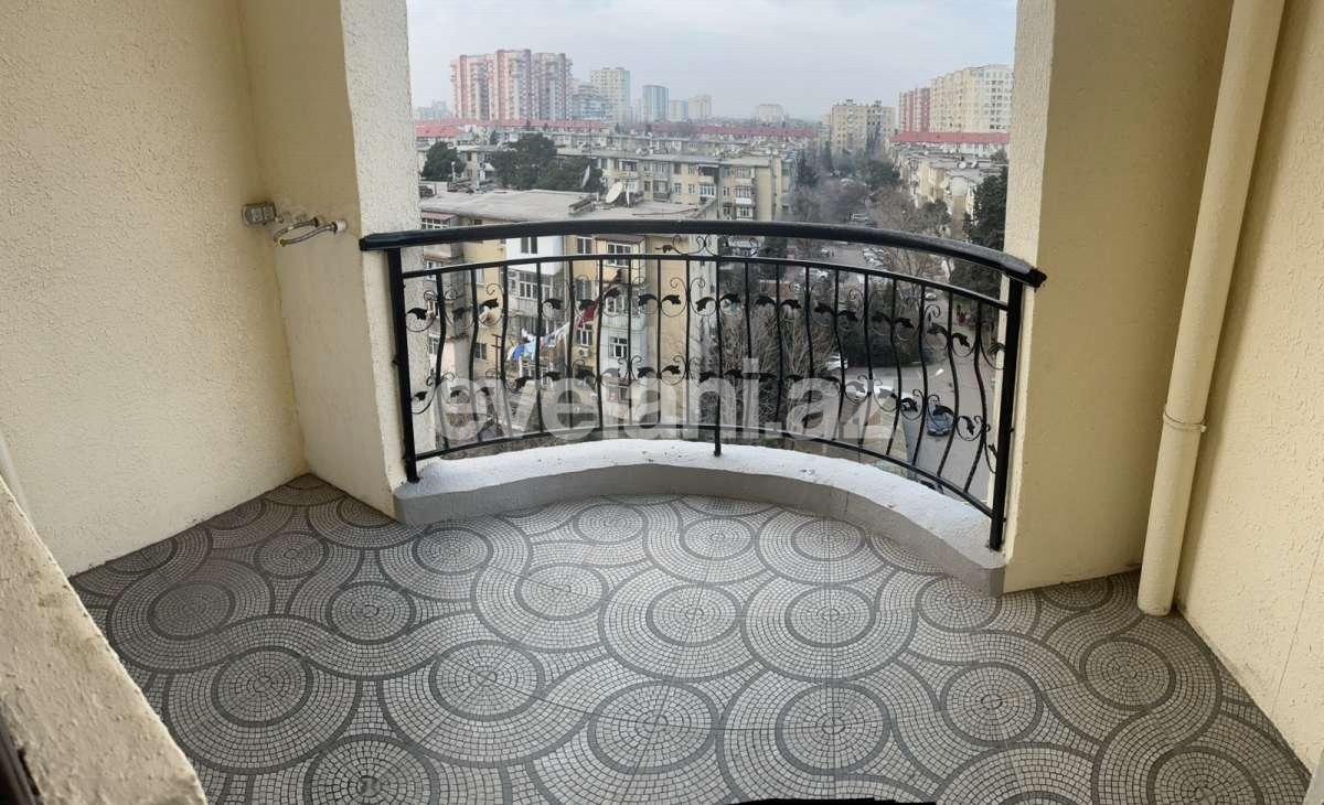 Satılır, yeni tikili, 2 otaqlı, 67 m², Bakı, Nizami r, 8-ci kilometr q, Neftçilər m.