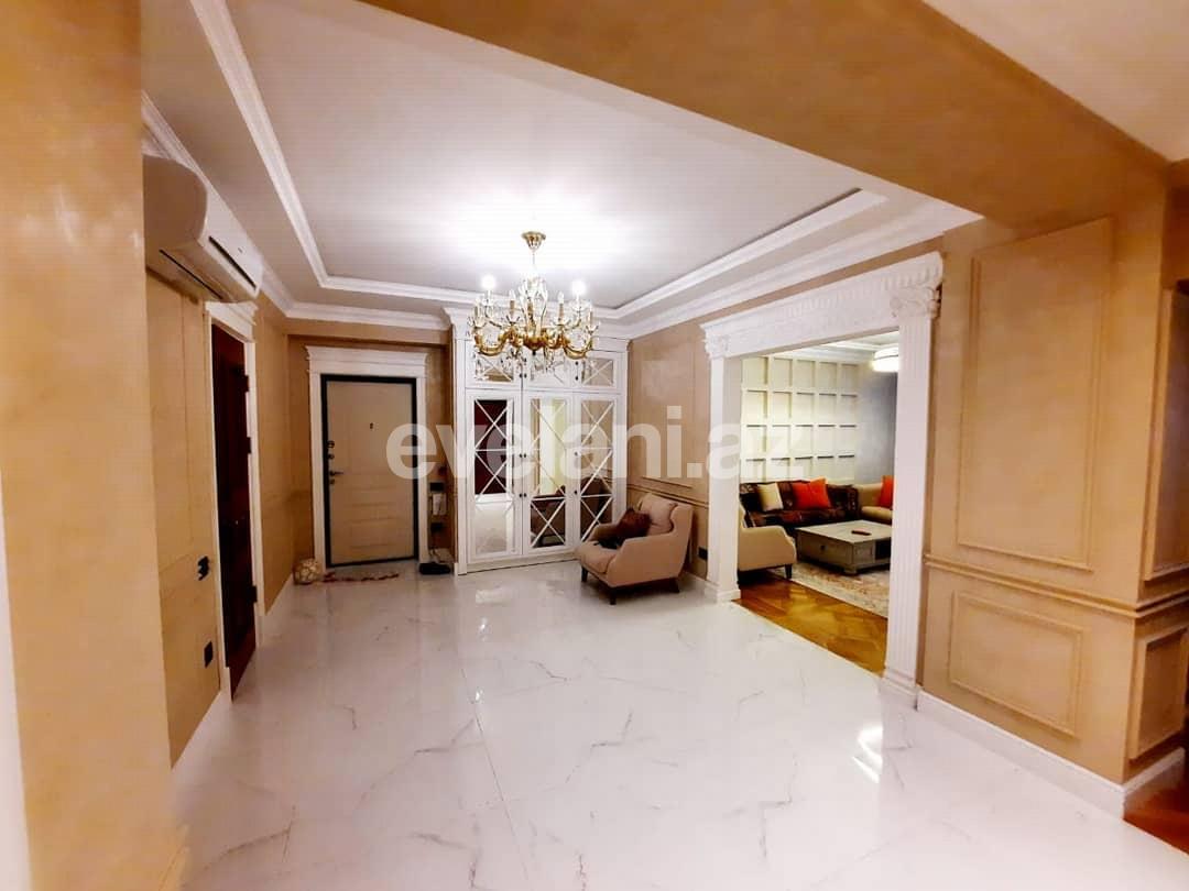 Satılır, yeni tikili, 4 otaqlı, 143 m², Bakı, Nizami r, Qara Qarayev m.