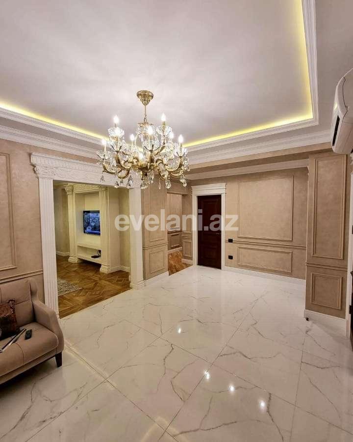Satılır, yeni tikili, 4 otaqlı, 143 m², Bakı, Nizami r, Qara Qarayev m.