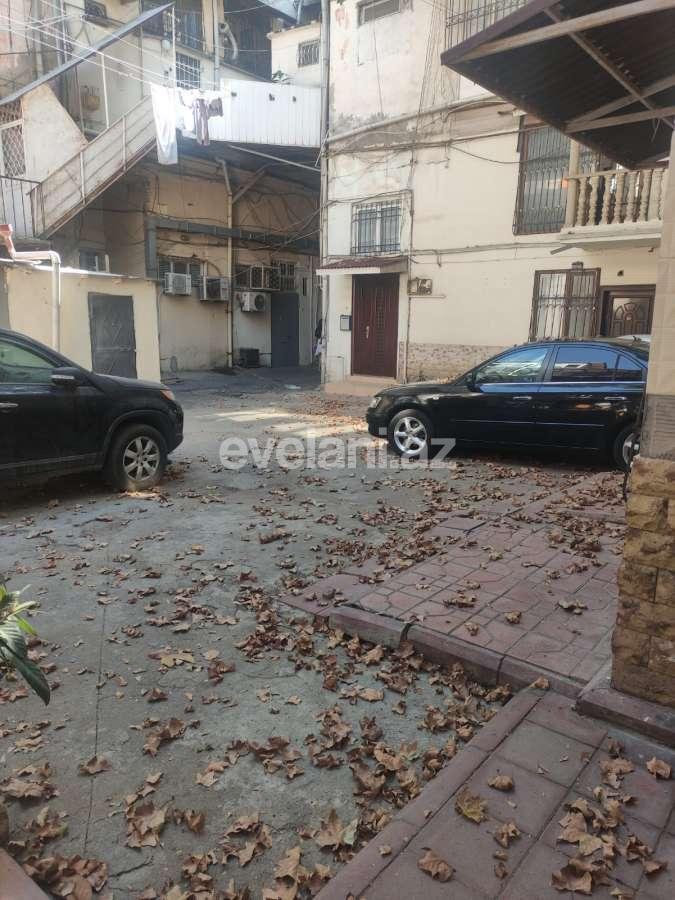 Satılır, köhnə tikili, 3 otaqlı, 100 m², Bakı, Nəsimi r.