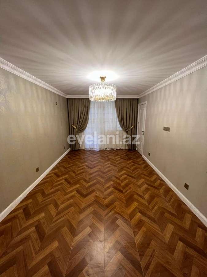 Satılır, köhnə tikili, 3 otaqlı, 55 m², Bakı, Yasamal r, Elmlər Akademiyası m.