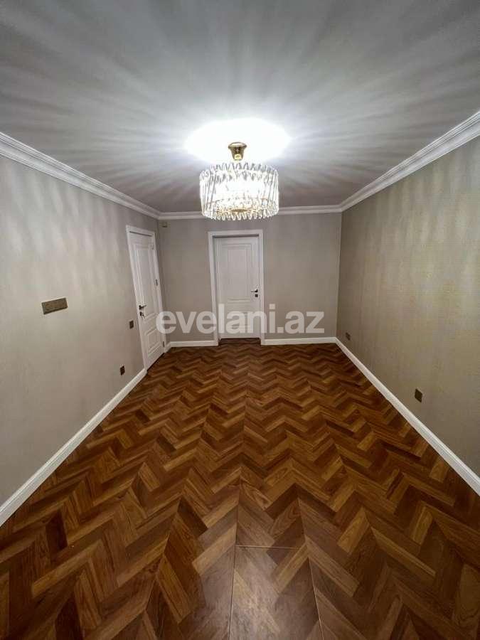 Satılır, köhnə tikili, 3 otaqlı, 55 m², Bakı, Yasamal r, Elmlər Akademiyası m.