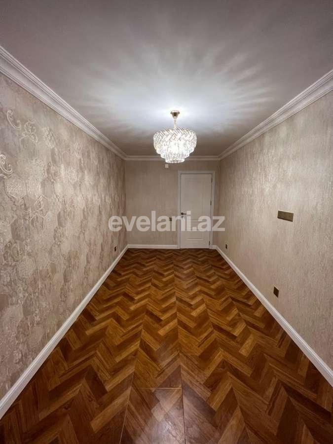 Satılır, köhnə tikili, 3 otaqlı, 55 m², Bakı, Yasamal r, Elmlər Akademiyası m.