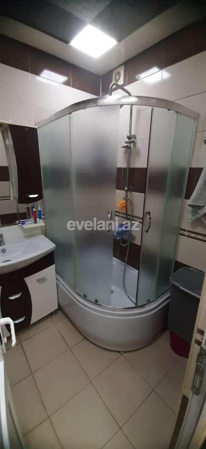 Sale, old building, 3 room, 63 m², Baku, Khatai r.