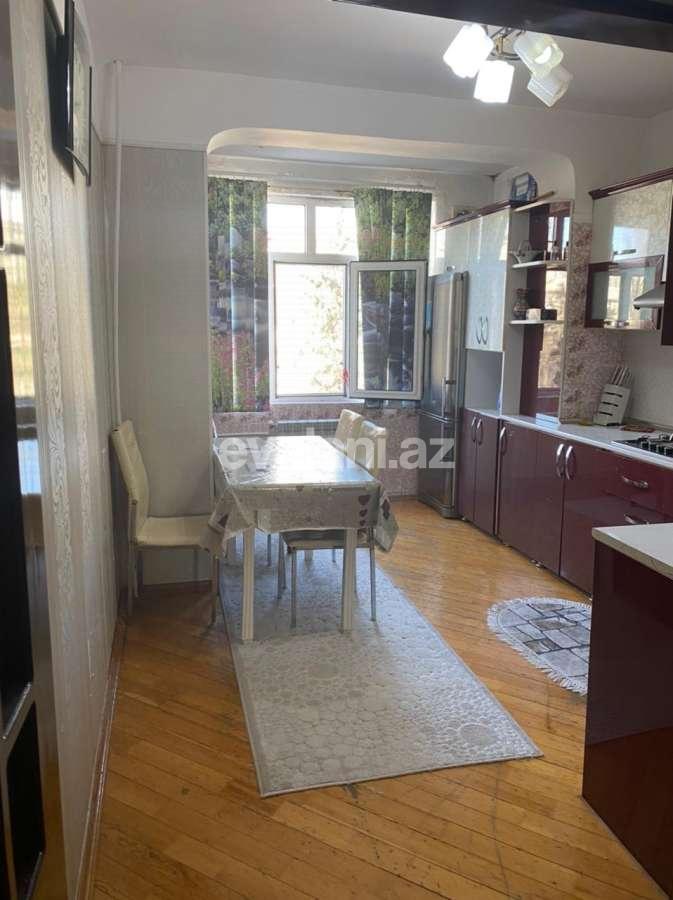 Satılır, köhnə tikili, 3 otaqlı, 100 m², Bakı, Nəsimi r, Nəsimi m.