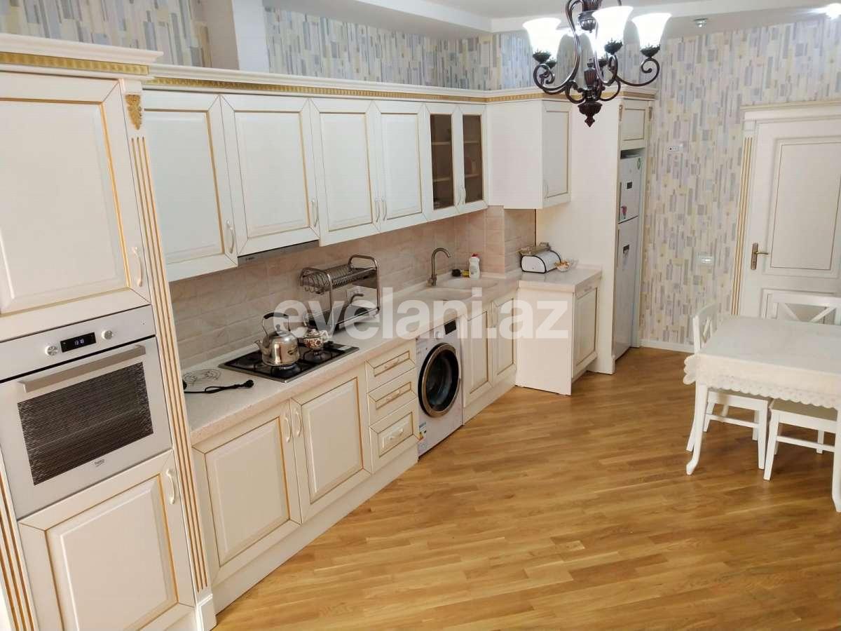 Satılır, yeni tikili, 2 otaqlı, 100 m², Bakı, Binəqədi r, 8-ci mikrorayon q.