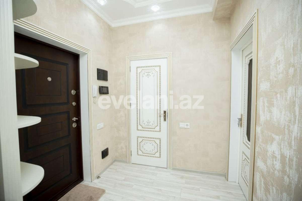 Satılır, yeni tikili, 2 otaqlı, 80 m², Bakı, Binəqədi r, 7-ci mikrorayon q, Azadlıq prospekti m.