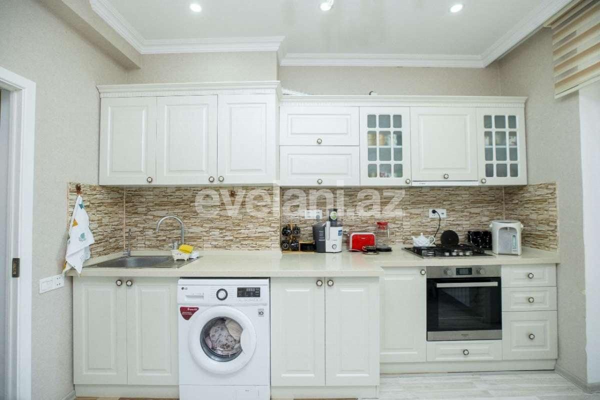 Satılır, yeni tikili, 2 otaqlı, 80 m², Bakı, Binəqədi r, 7-ci mikrorayon q, Azadlıq prospekti m.
