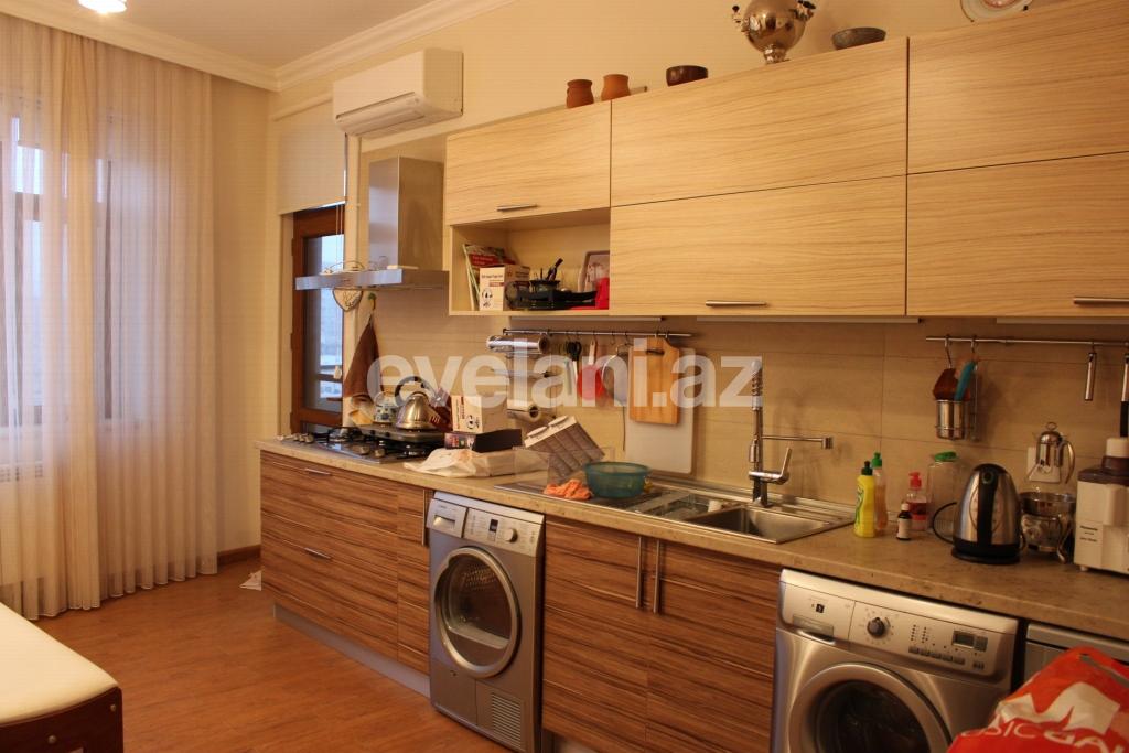 Rent, new building, 3 room, 136 m², Baku, Yasamal r, Yasamal d, Elmlar Akademiyası m.
