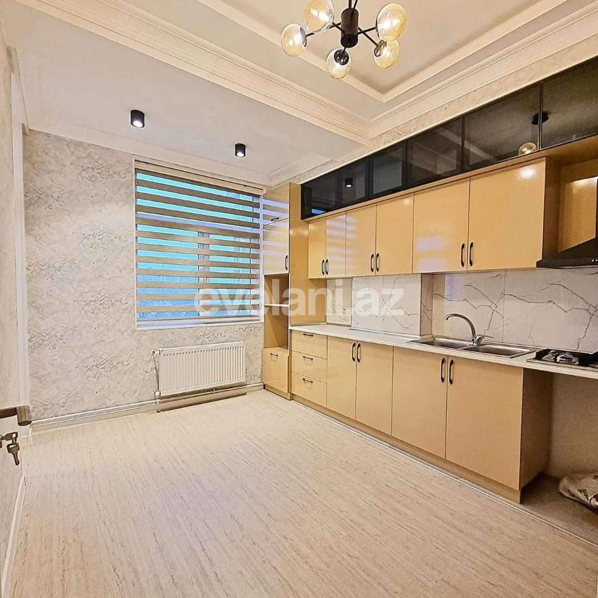 Satılır, yeni tikili, 2 otaqlı, 64 m², Bakı, Nizami r, Qara Qarayev m.