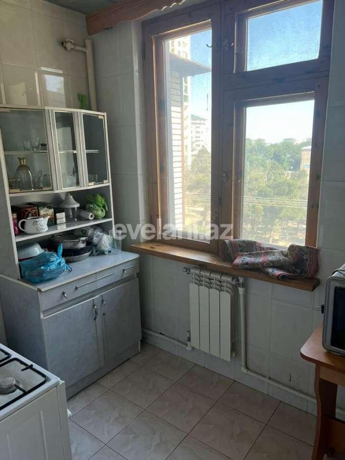 Satılır, köhnə tikili, 2 otaqlı, 55 m², Bakı, Nizami r, Neftçilər m.