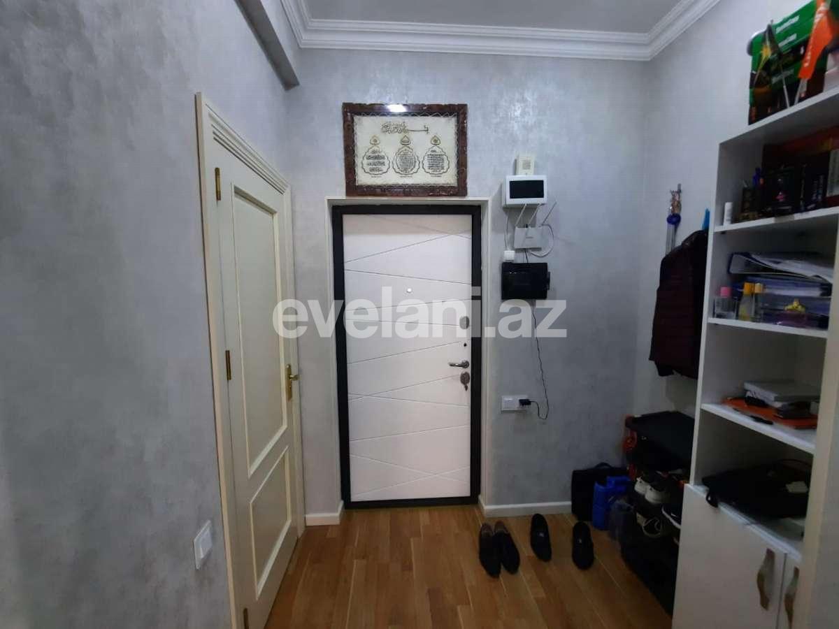 Satılır, yeni tikili, 2 otaqlı, 70 m², Bakı, Nizami r, Qara Qarayev m.