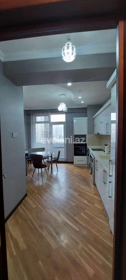 Kirayə verilir, yeni tikili, 3 otaqlı, 130 m², Bakı, Xətai r, Şah İsmayıl Xətai m.