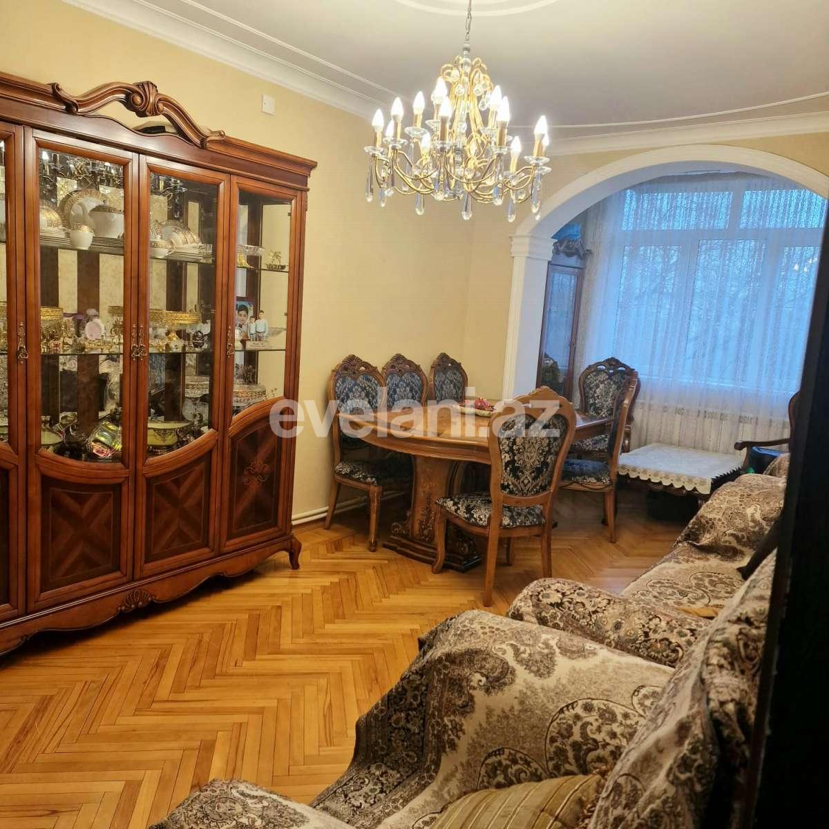 Продаётся, вторичка, 4-комнаты, 194 m², Баку, Бинагадинский r.