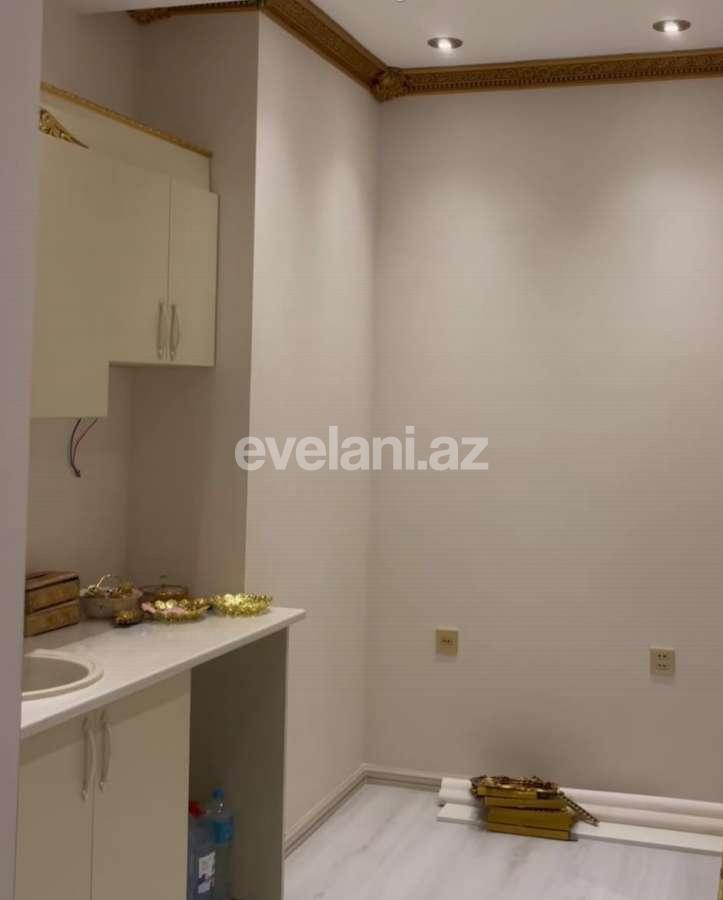 Продаётся, новостройка, 2-комнаты, 70 m², Баку, Насиминский r, 8 Ноябрь m.