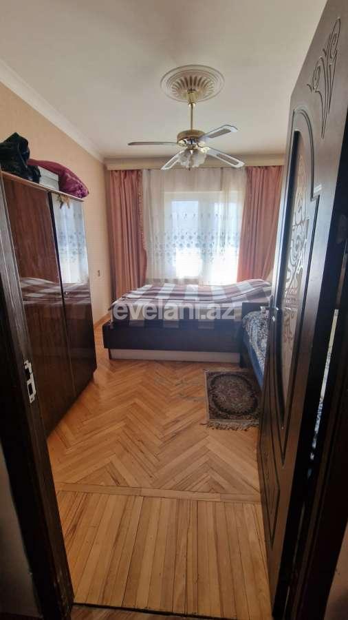 Satılır, köhnə tikili, 4 otaqlı, 90 m², Bakı, Binəqədi r, 6-cı mikrorayon q.