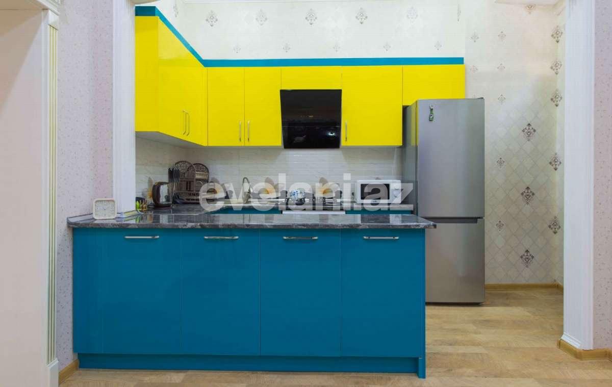 Rent, old building, 3 room, 100 m², Baku, Sabail r, Icheri Sheher m.