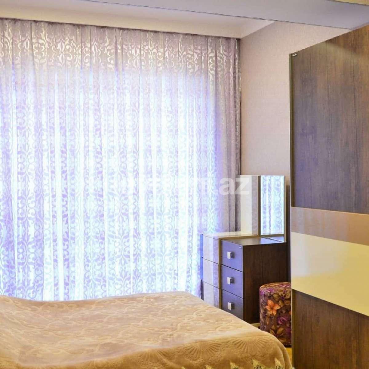 Rent, new building, 4 room, 120 m², Baku, Khatai r, Shah Ismail Khatai m.