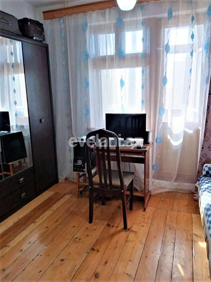 Satılır, köhnə tikili, 3 otaqlı, 63.99 m², Bakı, Xətai r, Həzi Aslanov q, Həzi Aslanov m.