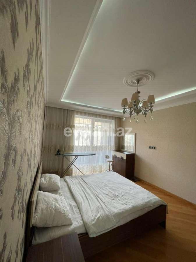 Kirayə verilir, köhnə tikili, 3 otaqlı, 95 m², Bakı, Səbail r, İçəri Şəhər m.