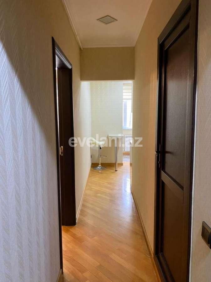 Kirayə verilir, köhnə tikili, 3 otaqlı, 95 m², Bakı, Səbail r, İçəri Şəhər m.