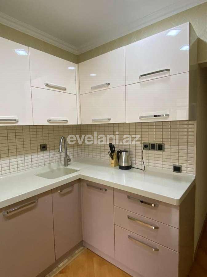 Kirayə verilir, köhnə tikili, 3 otaqlı, 95 m², Bakı, Səbail r, İçəri Şəhər m.
