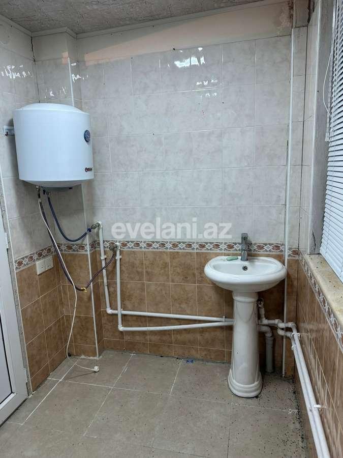 Satılır, köhnə tikili, 3 otaqlı, 70 m², Bakı, Yasamal r, Elmlər Akademiyası m.