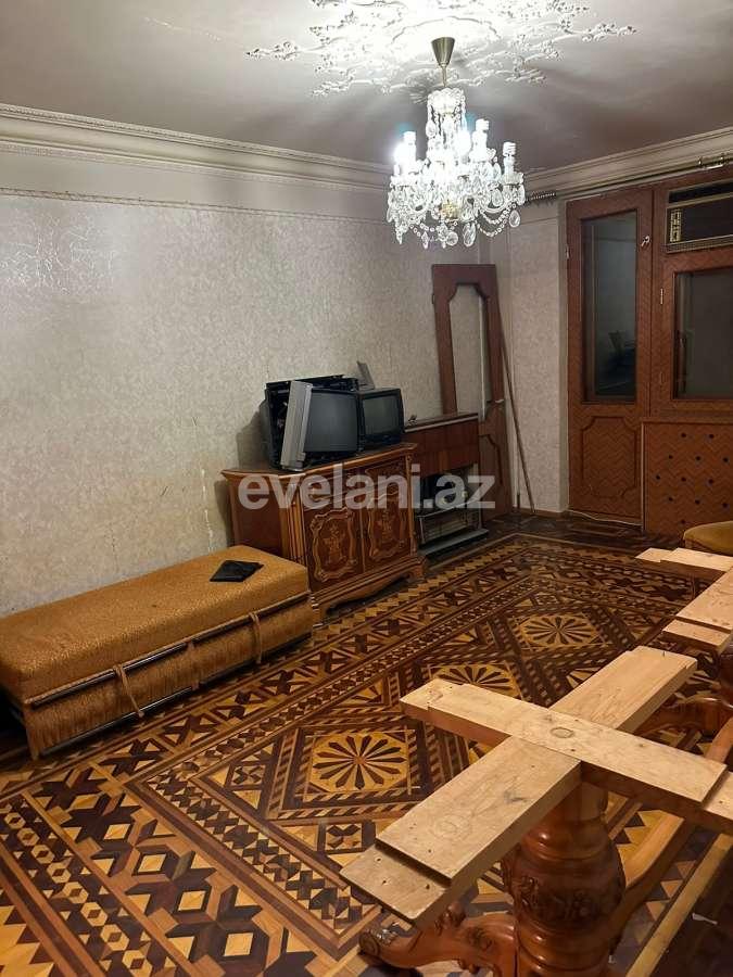 Satılır, köhnə tikili, 3 otaqlı, 70 m², Bakı, Yasamal r, Elmlər Akademiyası m.