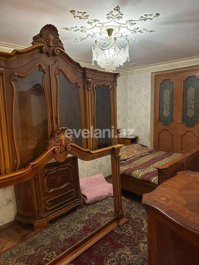 Satılır, köhnə tikili, 3 otaqlı, 70 m², Bakı, Yasamal r, Elmlər Akademiyası m.