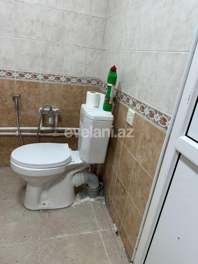 Satılır, köhnə tikili, 3 otaqlı, 70 m², Bakı, Yasamal r, Elmlər Akademiyası m.