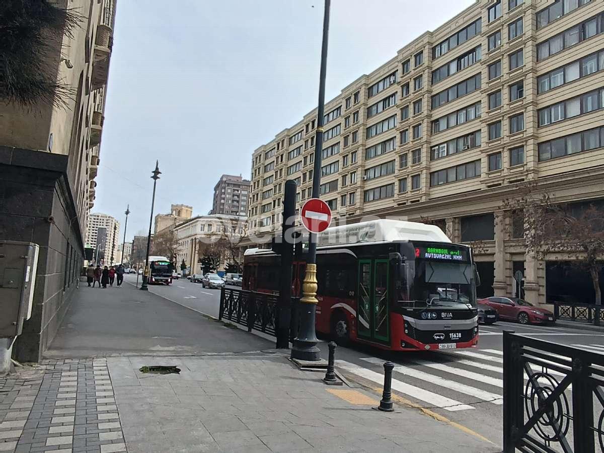 Продаётся, вторичка, 2-комнаты, 62 m²