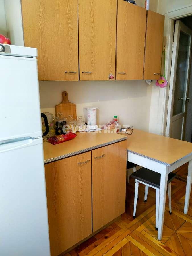 Rent, old building, 2 room, 45 m², Baku, Nizami r, Elmlar Akademiyası m.