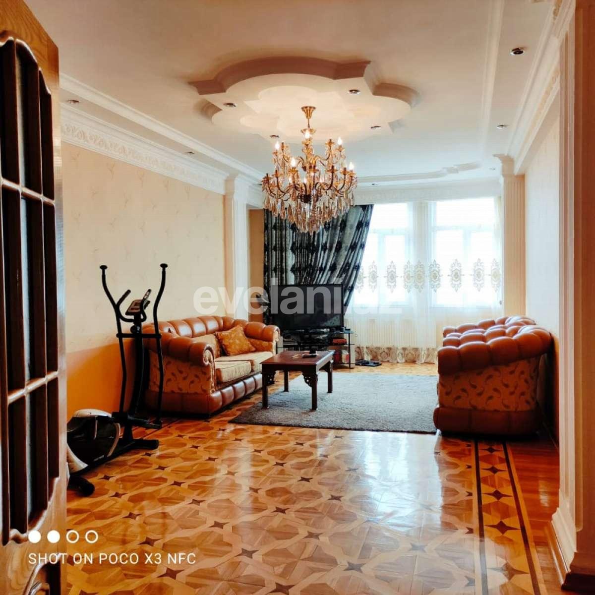 Satılır, yeni tikili, 3 otaqlı, 161 m², Bakı, Binəqədi r, 6-cı mikrorayon q, Memar Əcəmi m.