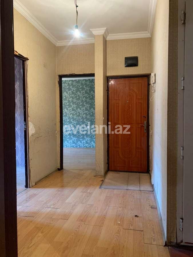 Satılır, köhnə tikili, 4 otaqlı, 110 m², Bakı, Nizami r, Qara Qarayev m.