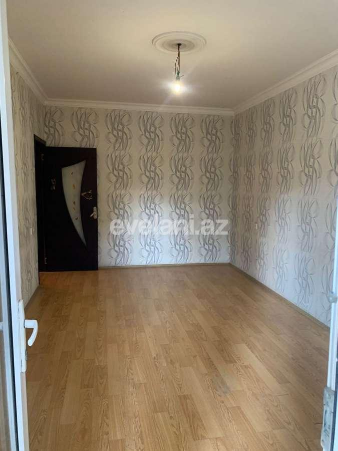 Satılır, köhnə tikili, 4 otaqlı, 110 m², Bakı, Nizami r, Qara Qarayev m.