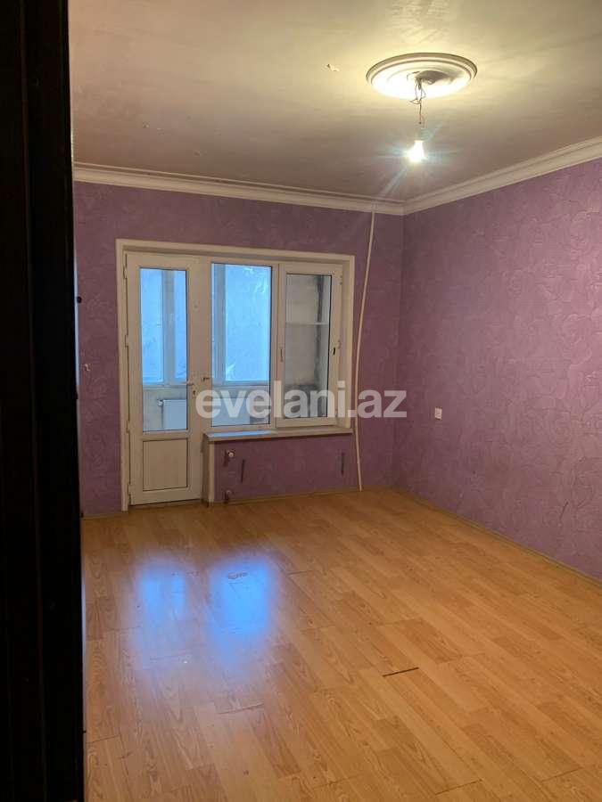 Satılır, köhnə tikili, 4 otaqlı, 110 m², Bakı, Nizami r, Qara Qarayev m.