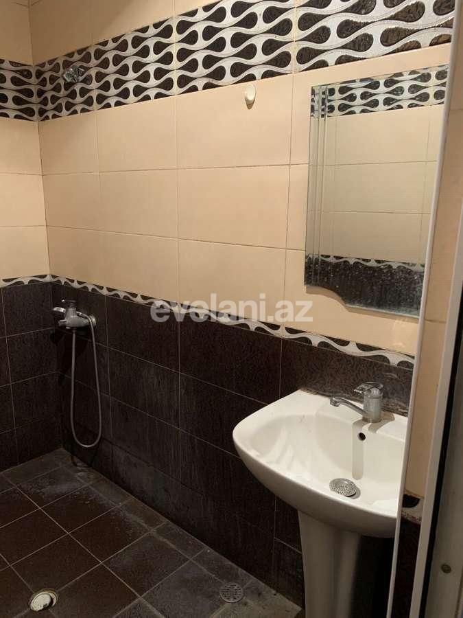 Satılır, köhnə tikili, 4 otaqlı, 110 m², Bakı, Nizami r, Qara Qarayev m.