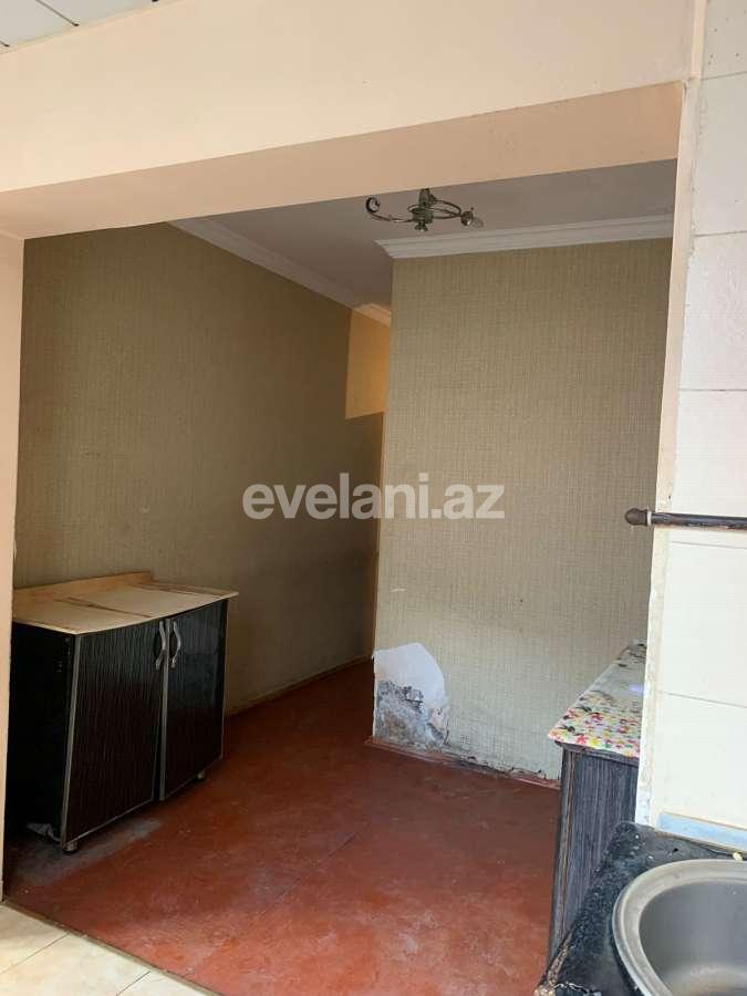 Satılır, köhnə tikili, 4 otaqlı, 110 m², Bakı, Nizami r, Qara Qarayev m.