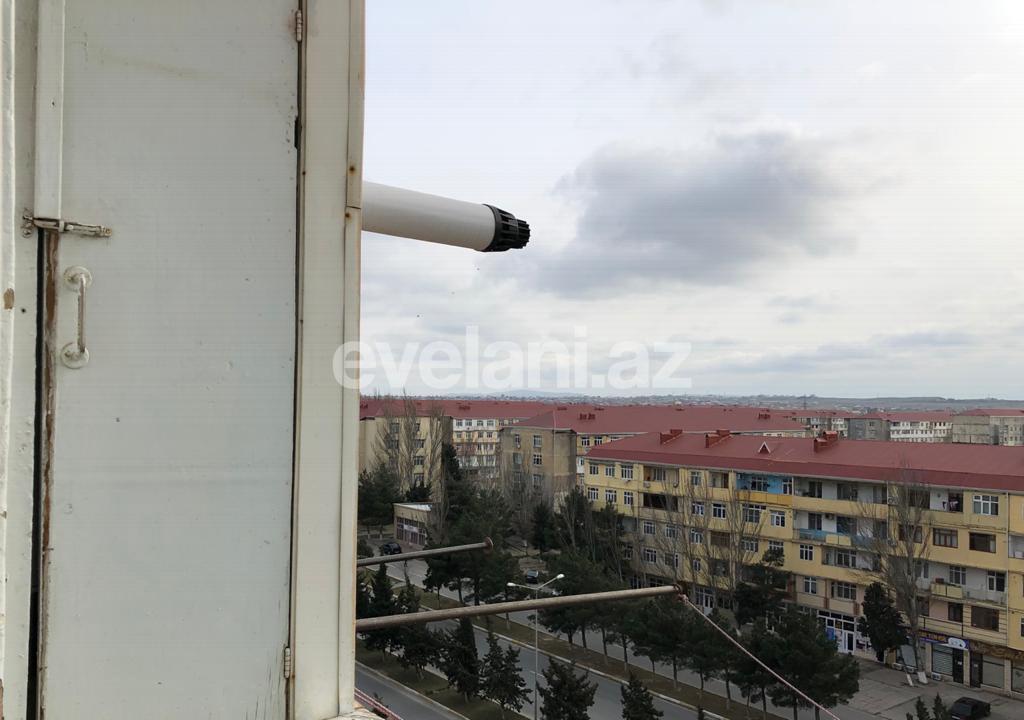 Satılır, köhnə tikili, 3 otaqlı, 56 m², Sumqayıt, 10-cu mikrorayon r.