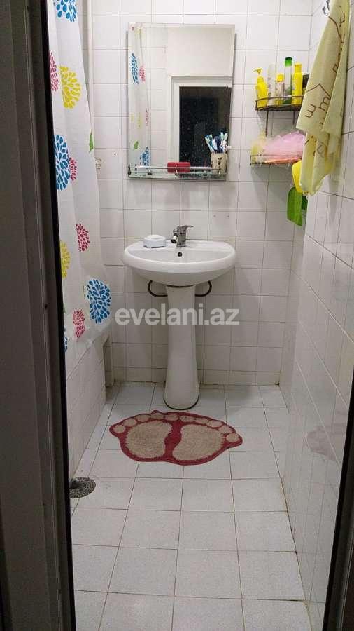 Satılır, köhnə tikili, 3 otaqlı, 80 m², Bakı, Xətai r, Həzi Aslanov m.