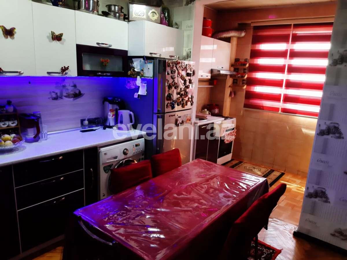 Satılır, köhnə tikili, 3 otaqlı, 80 m², Bakı, Xətai r, Həzi Aslanov m.