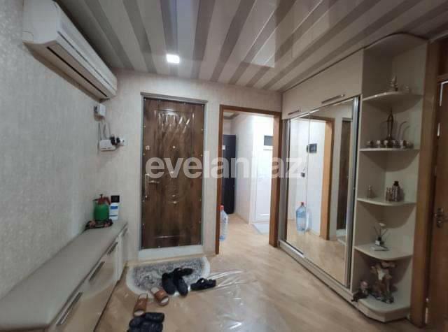 Satılır, köhnə tikili, 4 otaqlı, 92 m², Bakı, Nizami r, Neftçilər m.