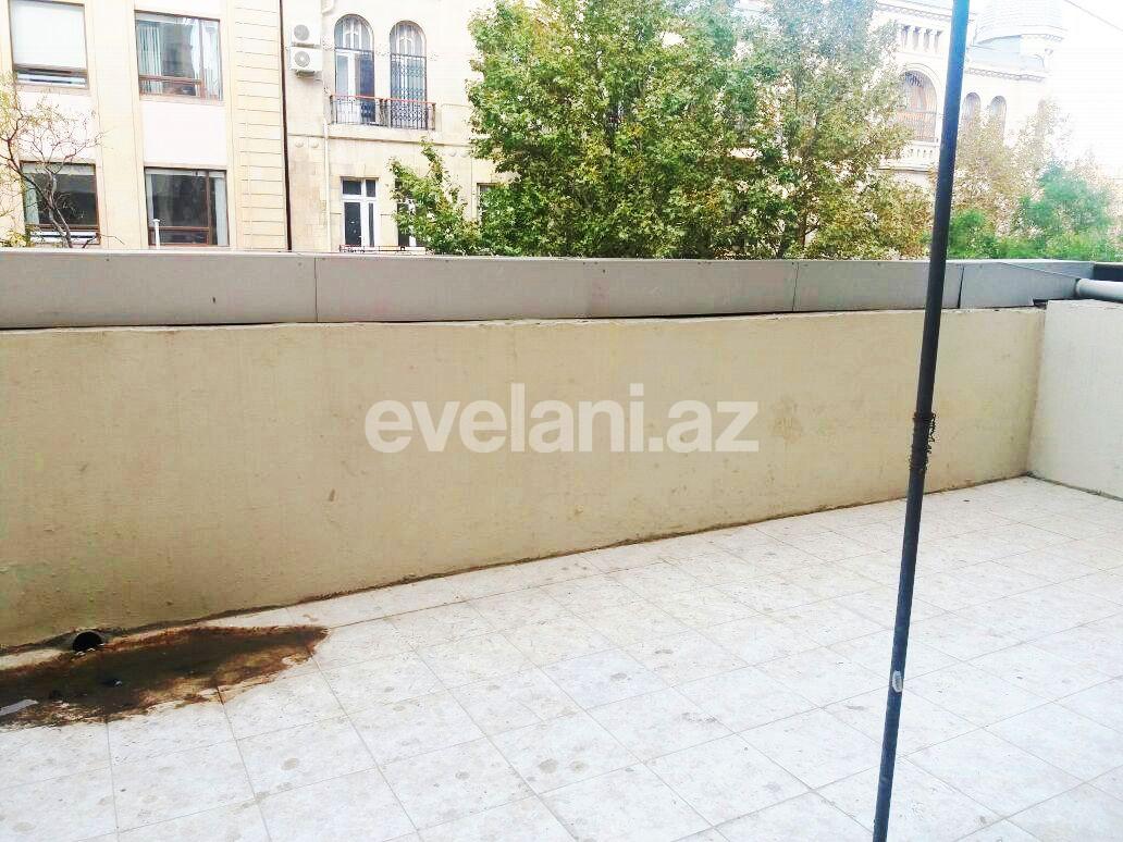 Satılır, köhnə tikili, 1 otaqlı, 40 m², Bakı, Səbail r, Sahil m.