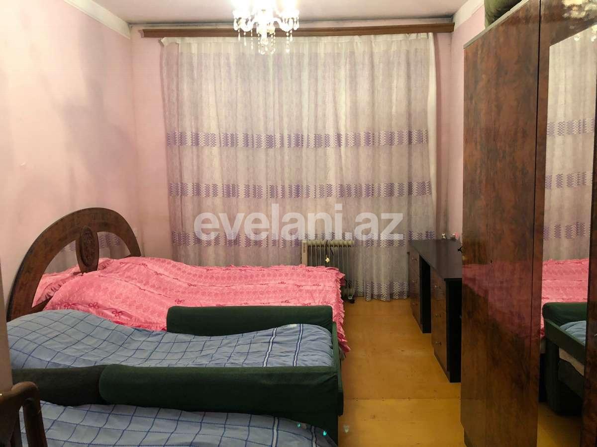Satılır, köhnə tikili, 2 otaqlı, 50 m², Bakı, Binəqədi r, 9-cu mikrorayon q, Memar Əcəmi m.