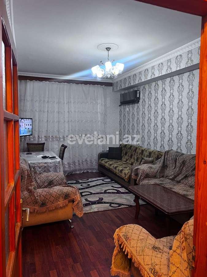 Satılır, köhnə tikili, 2 otaqlı, 71 m², Bakı, Suraxanı r, Massiv D q.