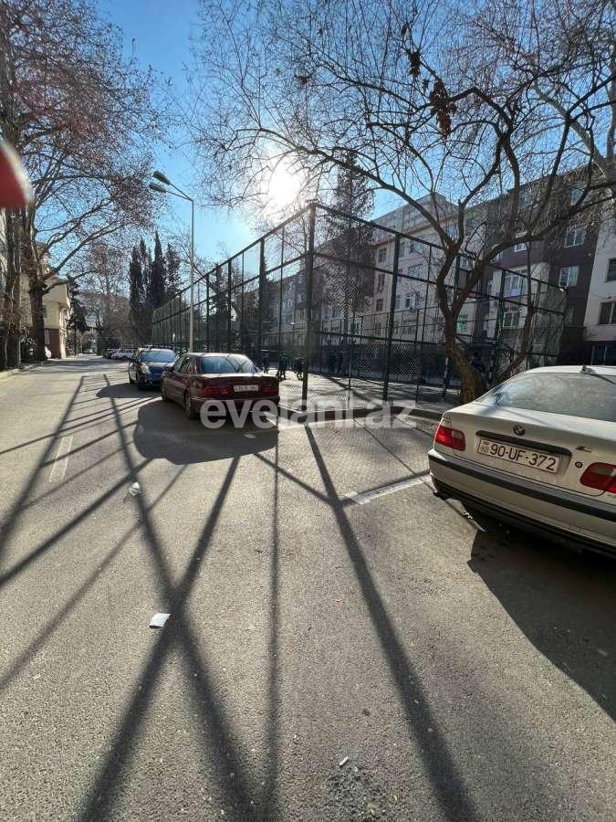 Satılır, köhnə tikili, 3 otaqlı, 54.97 m², Bakı, Binəqədi r, 7-ci mikrorayon q, Dərnəgül m.