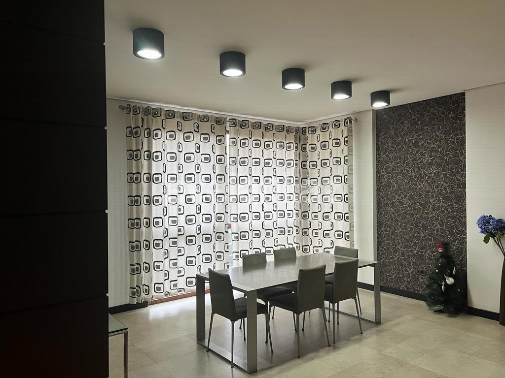Kirayə verilir, yeni tikili, 4 otaqlı, 200 m², Bakı, Nərimanov r.