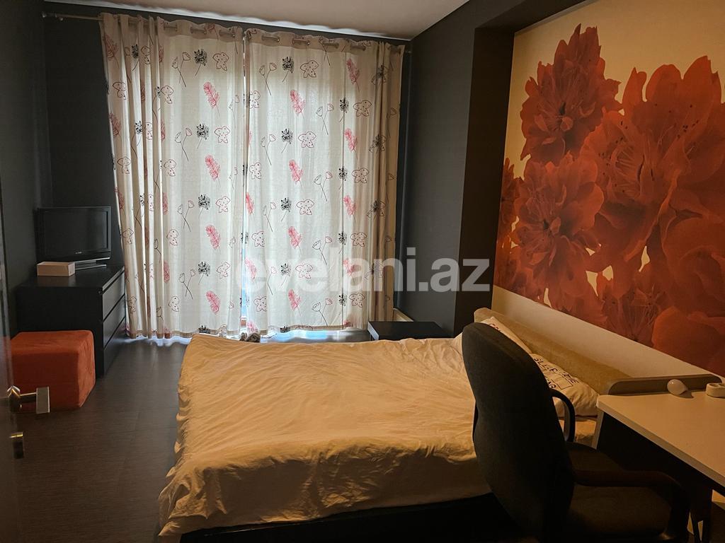 Kirayə verilir, yeni tikili, 4 otaqlı, 200 m², Bakı, Nərimanov r.